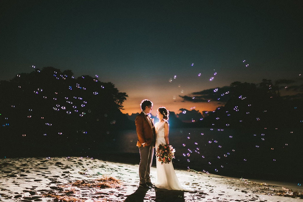 静岡フォトウエディングのフィーノスタイルで撮影した西伊豆の新郎新婦