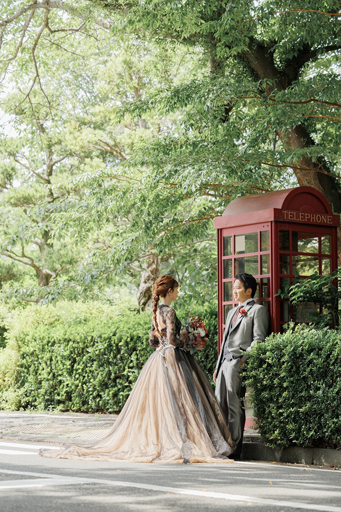 静岡フォトウエディングのフィーノスタイルで撮影した静岡県立美術館の新郎新婦