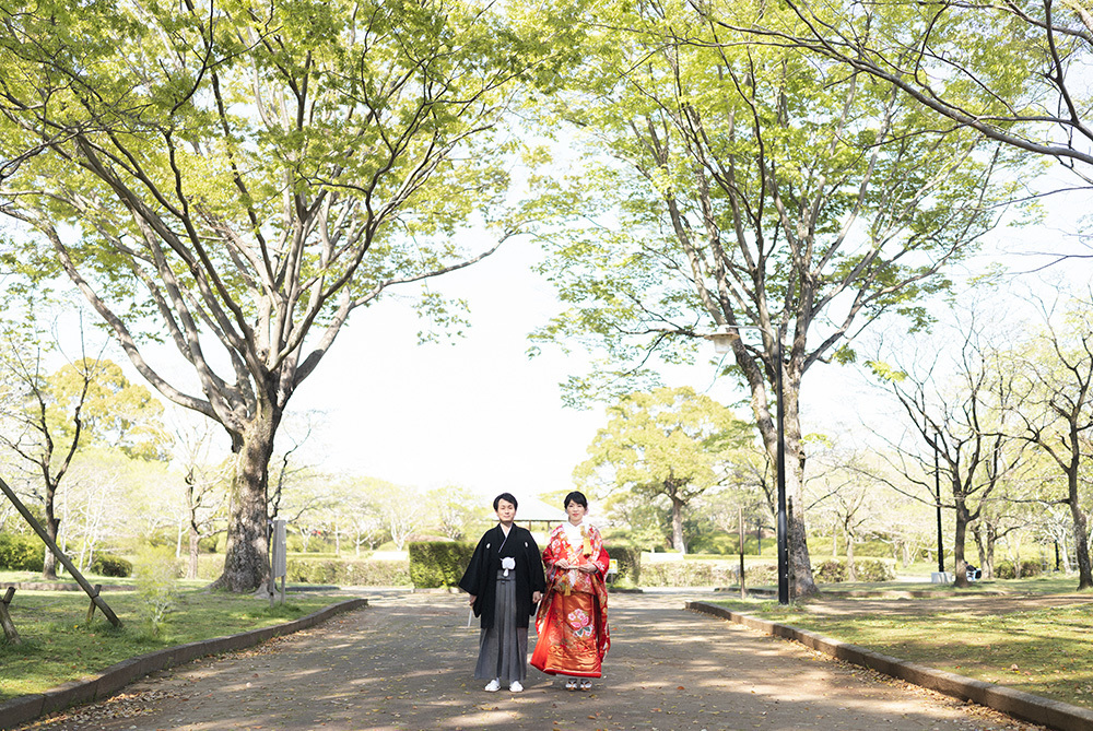 静岡フォトウエディングのフィーノスタイルで撮影した城北公園の新郎新婦