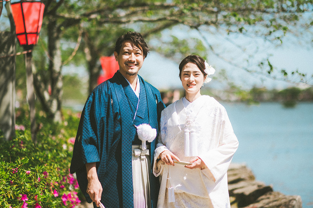 静岡フォトウエディングのフィーノスタイルで撮影した蓮華寺池公園の新郎新婦