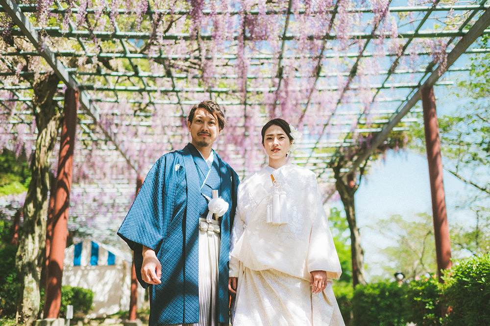 静岡フォトウエディングのフィーノスタイルで撮影した蓮華寺池公園の新郎新婦