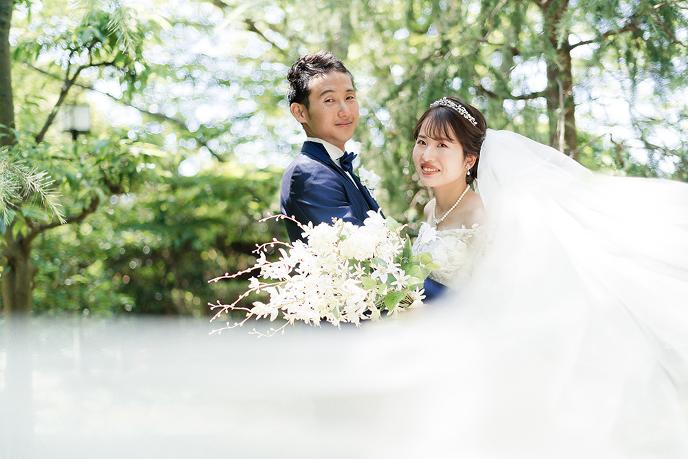 静岡フォトウエディングのフィーノスタイルで撮影した静岡県立美術館の新郎新婦