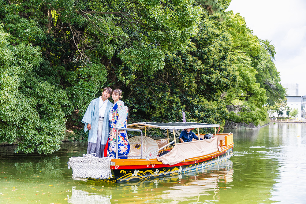 静岡フォトウエディングのフィーノスタイルで撮影した駿府城公園・葵舟の新郎新婦
