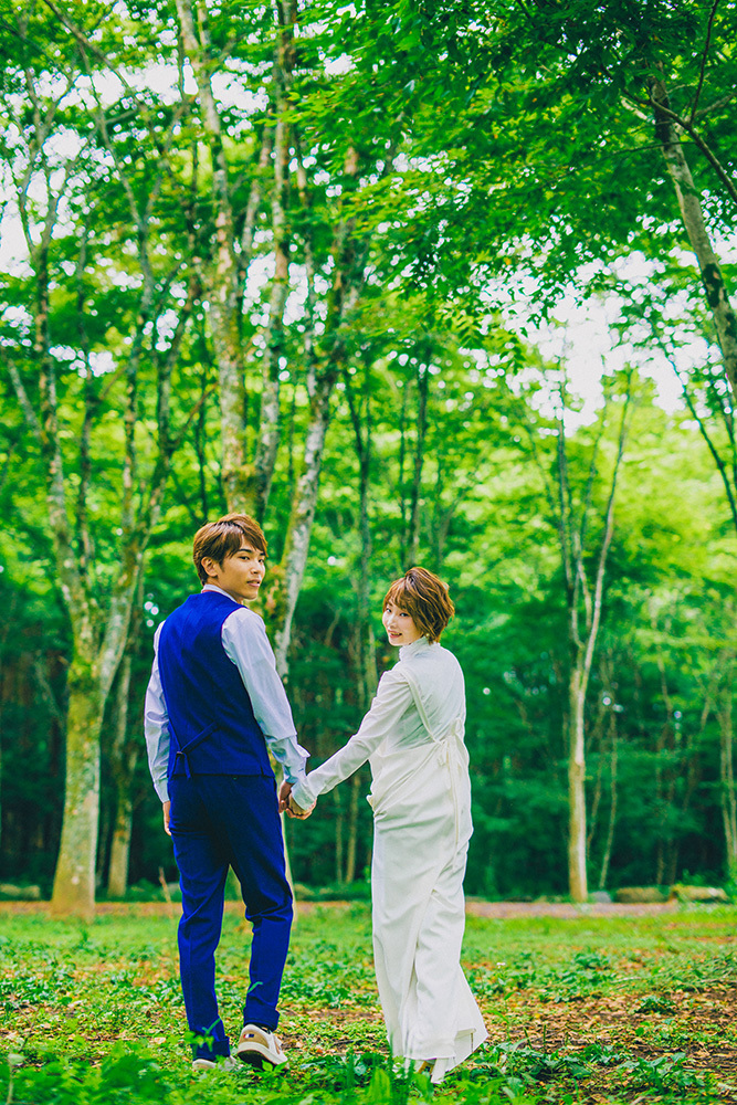 静岡フォトウエディングのフィーノスタイルで撮影したキャンプ＆アウトドアの新郎新婦