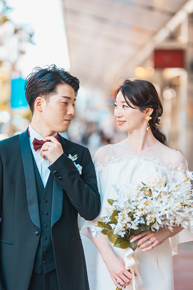 静岡フォトウエディングのフィーノスタイルで撮影した静岡市街地の新郎新婦