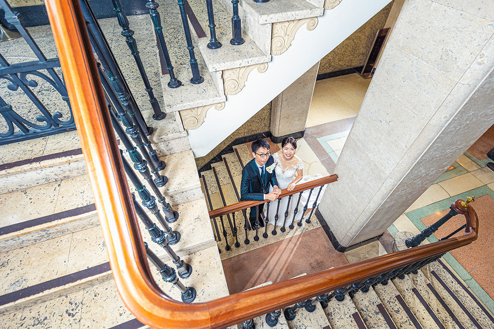 静岡フォトウエディングのフィーノスタイルで撮影した静岡市役所旧庁舎の新郎新婦