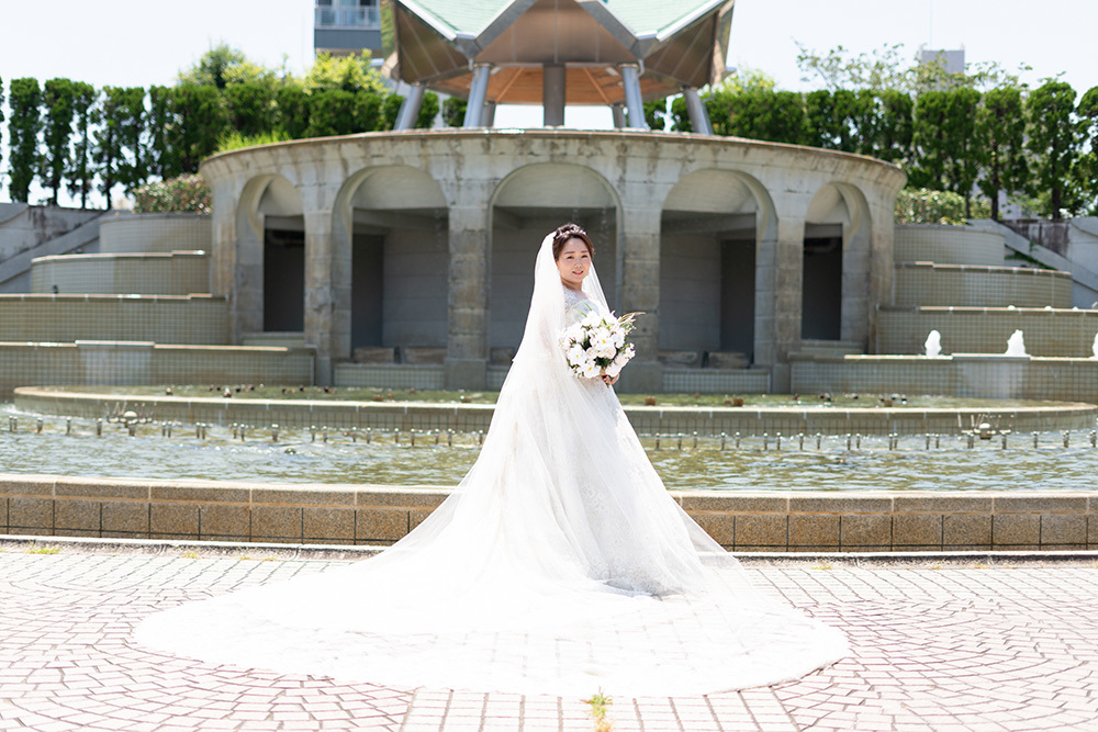 静岡フォトウエディングのフィーノスタイルで撮影した常磐公園の新郎新婦