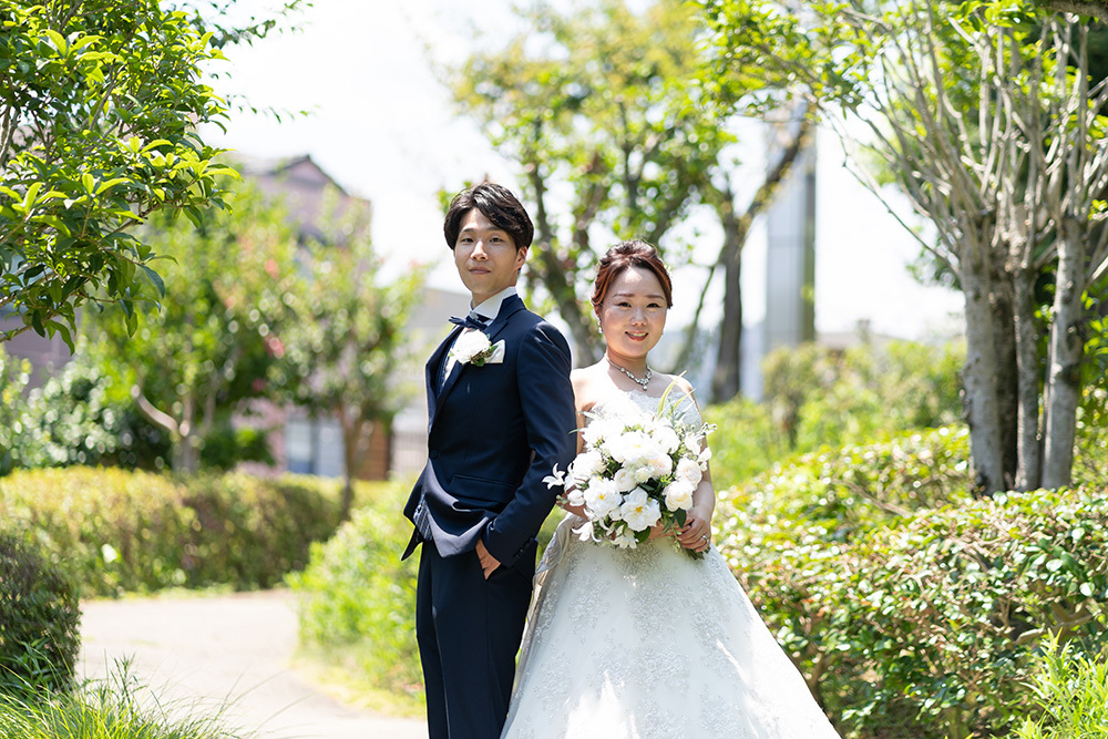 静岡フォトウエディングのフィーノスタイルで撮影した常磐公園の新郎新婦