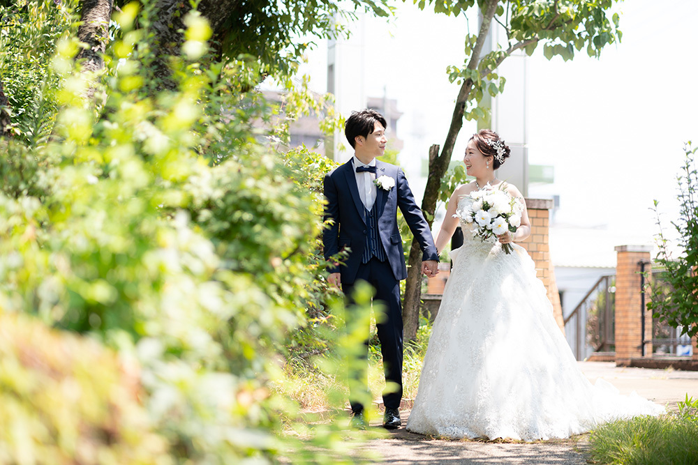 静岡フォトウエディングのフィーノスタイルで撮影した常磐公園の新郎新婦