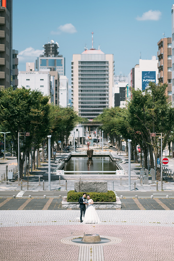 静岡フォトウエディングのフィーノスタイルで撮影した常磐公園の新郎新婦