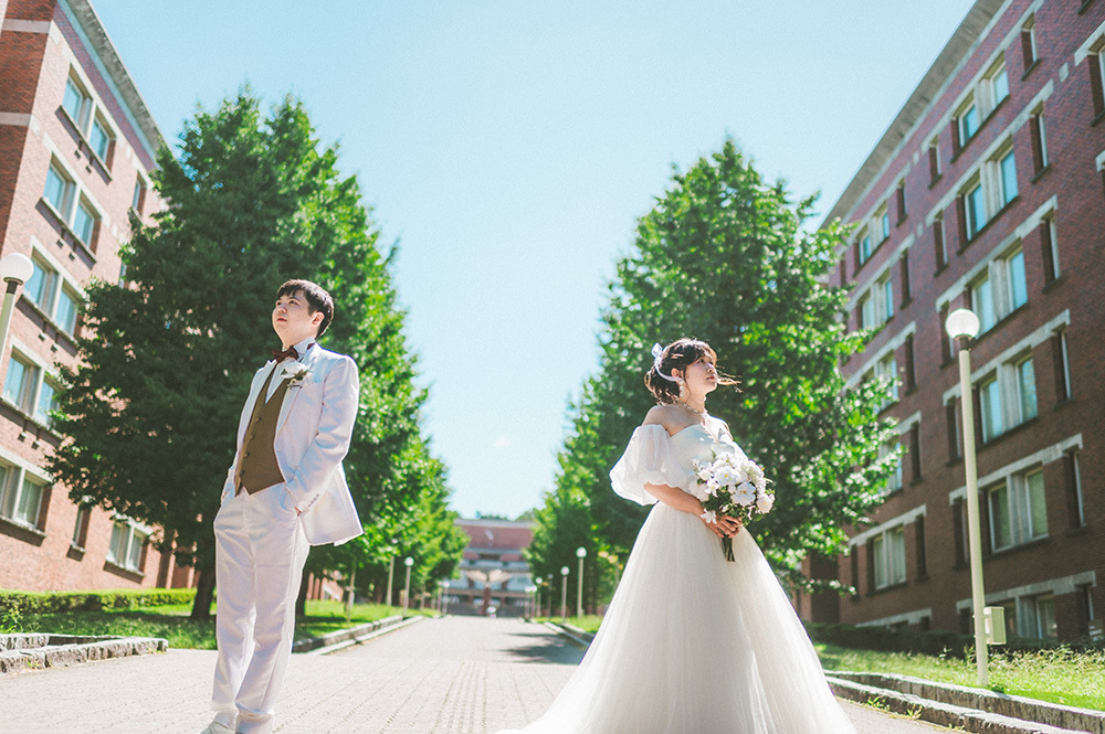 静岡フォトウエディングのフィーノスタイルで撮影した静岡県立大学の新郎新婦