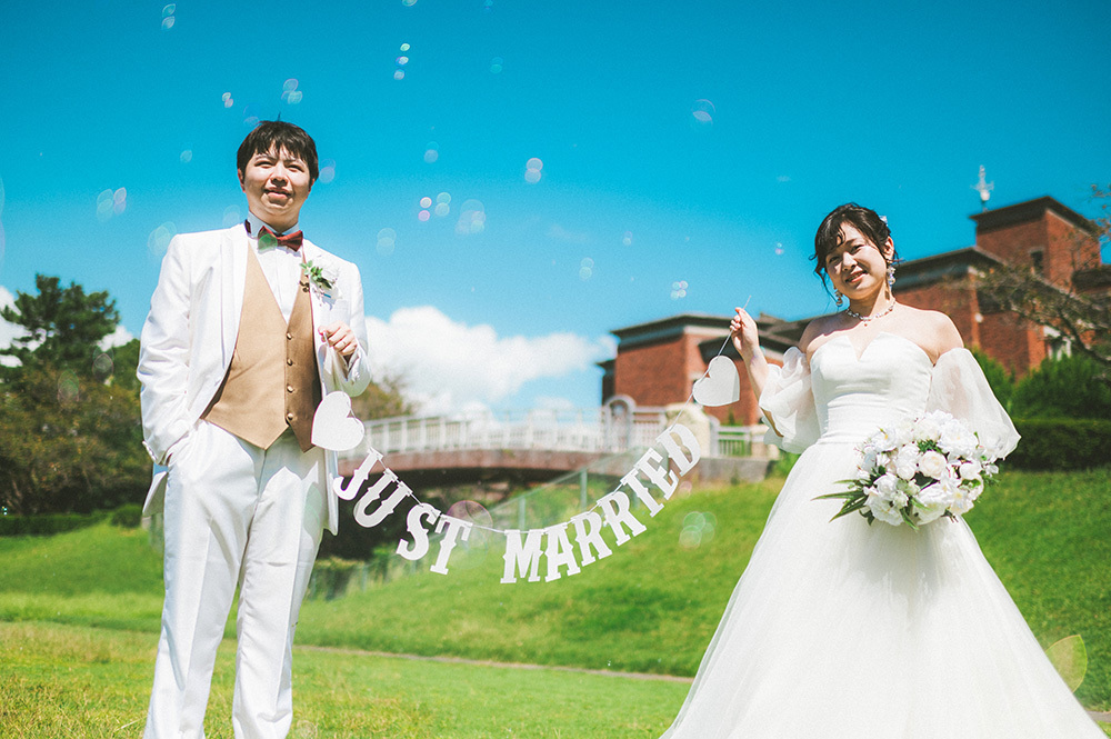 静岡フォトウエディングのフィーノスタイルで撮影した静岡県立大学の新郎新婦