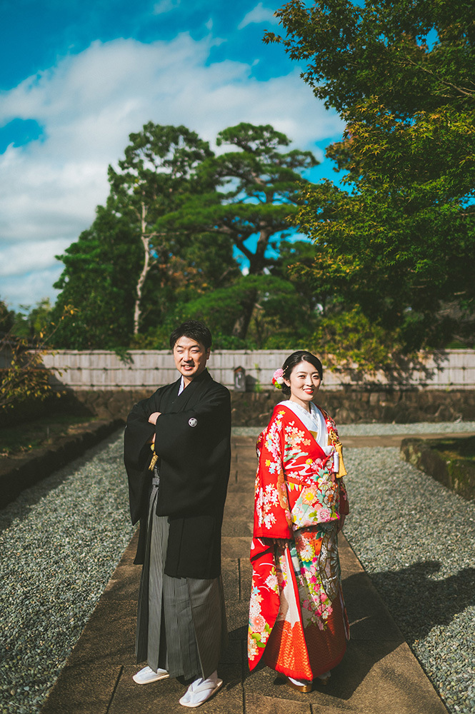 静岡フォトウエディングのフィーノスタイルで撮影した画像集2022年7月17日更新の駿府城公園紅葉山庭園の新郎新婦