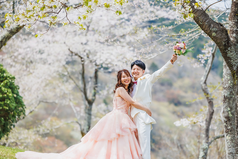 静岡フォトウエディングのフィーノスタイルで撮影したの田貫湖の新郎新婦