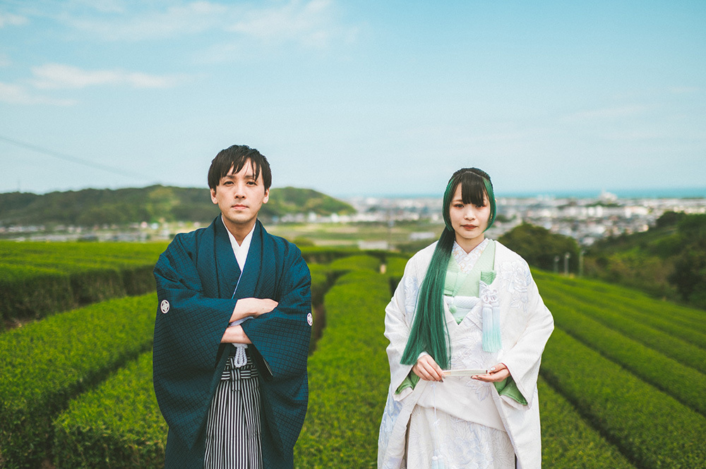 静岡フォトウエディングのフィーノスタイルで撮影した大地の茶の間の新郎新婦