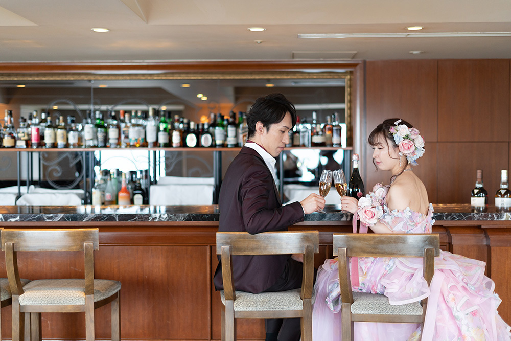 静岡フォトウエディングのフィーノスタイルで撮影したホテルグランヒルズ静岡の新郎新婦