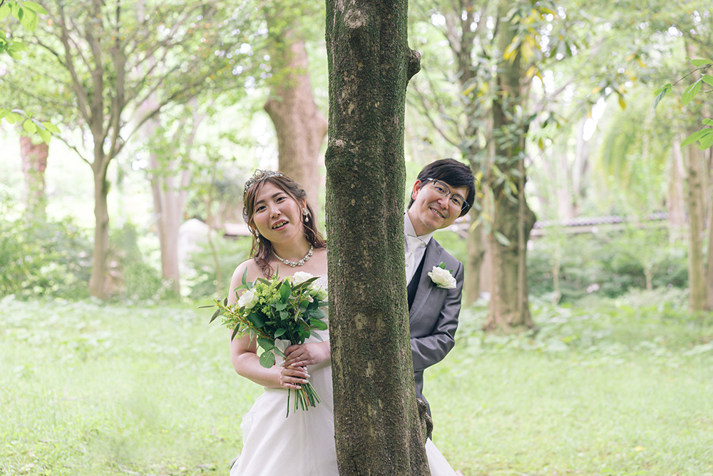 静岡フォトウエディングのフィーノスタイルで撮影した静岡県立美術館の新郎新婦