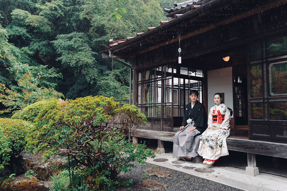 静岡フォトウエディングのフィーノスタイルで撮影した山梨エリアの迎賓館えびす屋の新郎新婦