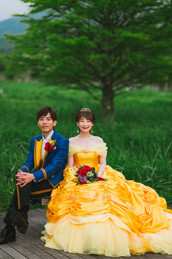 静岡フォトウエディングのフィーノスタイルで撮影した山梨エリアの山中湖交友プラザきららの新郎新婦