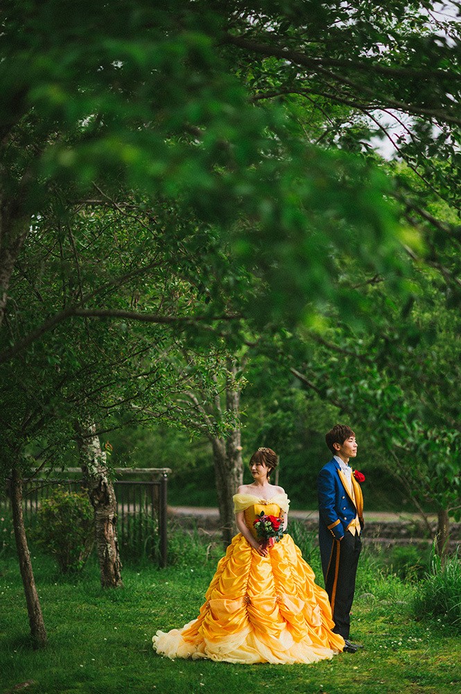 静岡フォトウエディングのフィーノスタイルで撮影した山梨エリアの山中湖交友プラザきららの新郎新婦