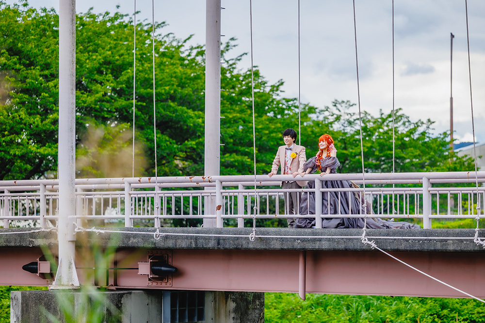 静岡フォトウエディングのフィーノスタイルで撮影した富士中央公園の新郎新婦