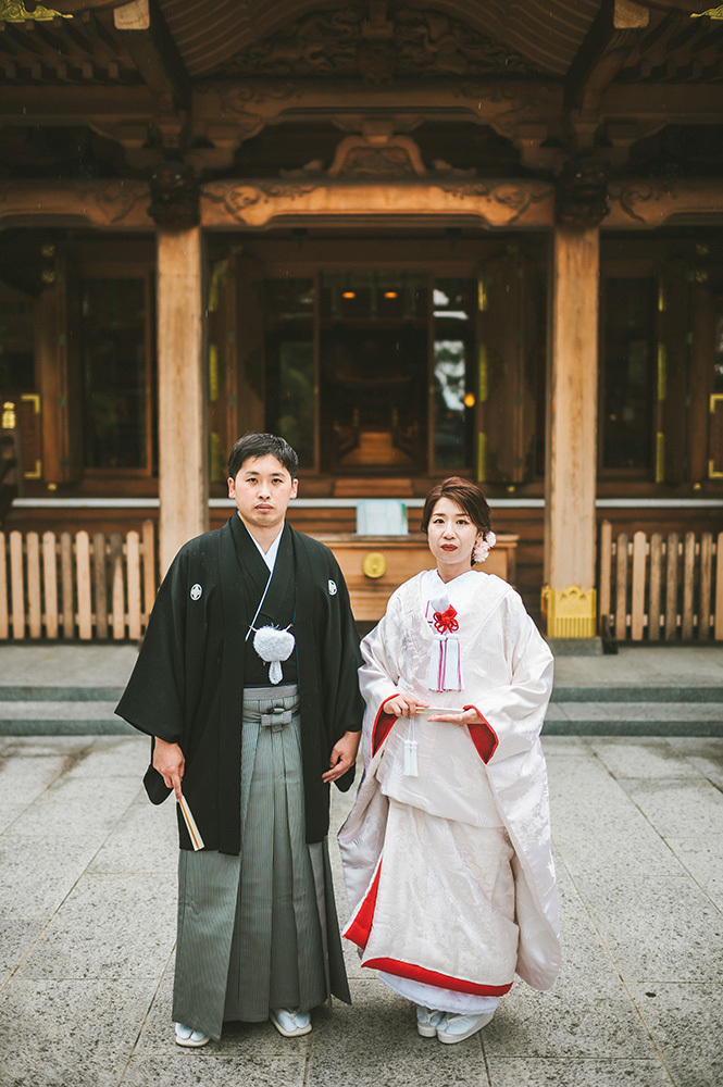 静岡フォトウエディングのフィーノスタイルで撮影した富知六所浅間神社（三日市浅間神社）の新郎新婦