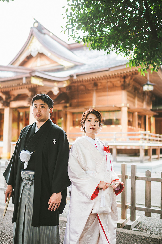 静岡フォトウエディングのフィーノスタイルで撮影した富知六所浅間神社（三日市浅間神社）の新郎新婦