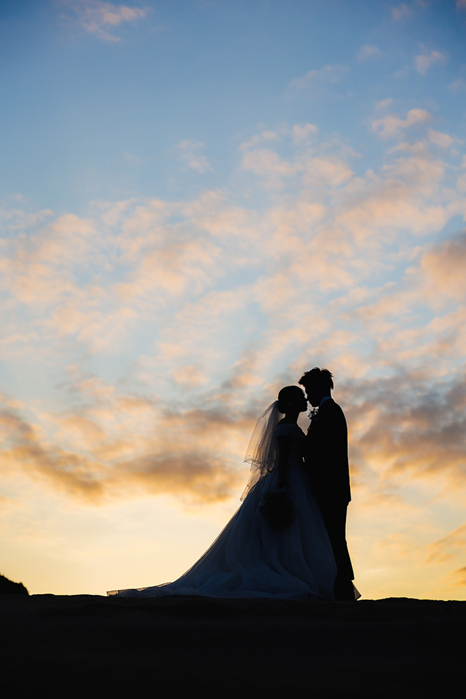 静岡フォトウエディングのフィーノスタイルで撮影した夜景のナイトウエディングの新郎新婦