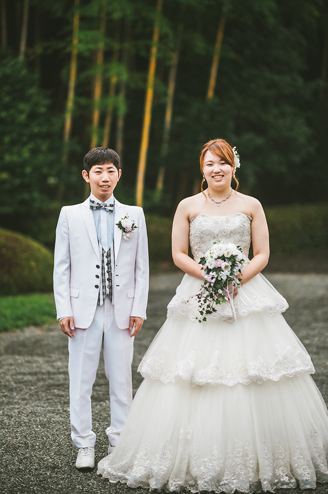静岡フォトウエディングのフィーノスタイルで撮影した竹採公園の新郎新婦