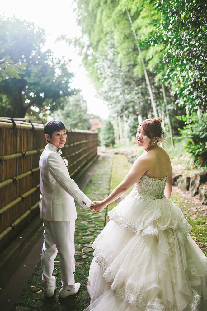 静岡フォトウエディングのフィーノスタイルで撮影した竹採公園の新郎新婦