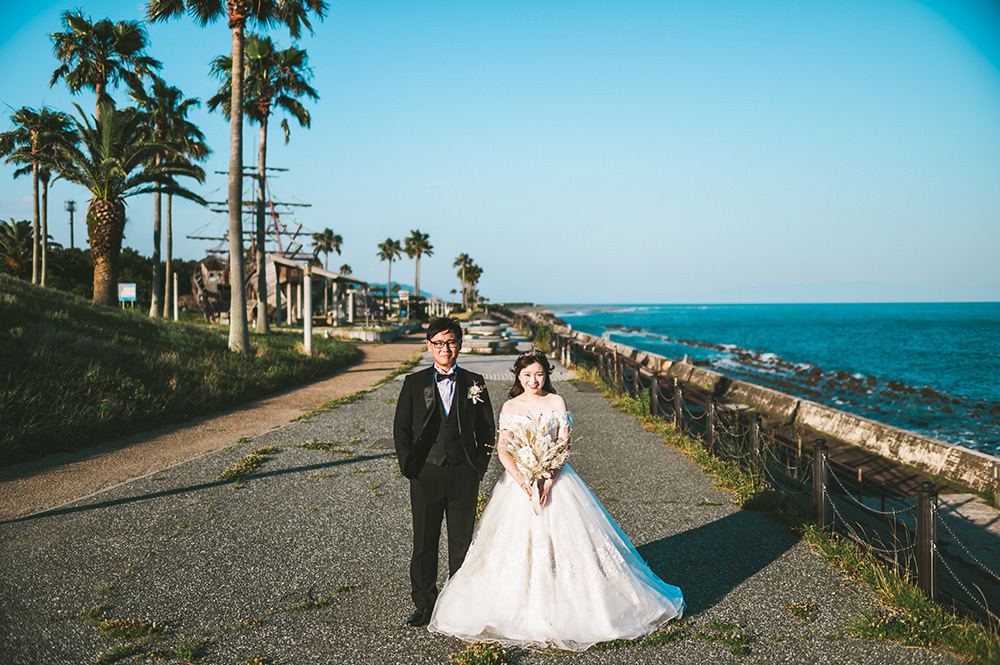 静岡フォトウエディングのフィーノスタイルで撮影した広野公園の新郎新婦