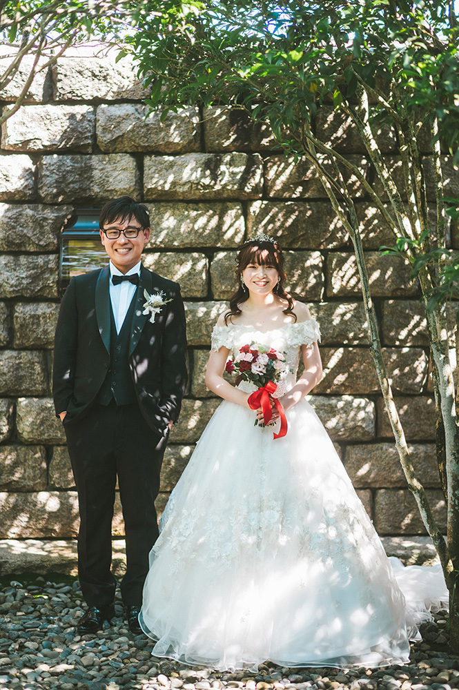 静岡フォトウエディングのフィーノスタイルで撮影した静岡市立芹沢銈介美術館の新郎新婦