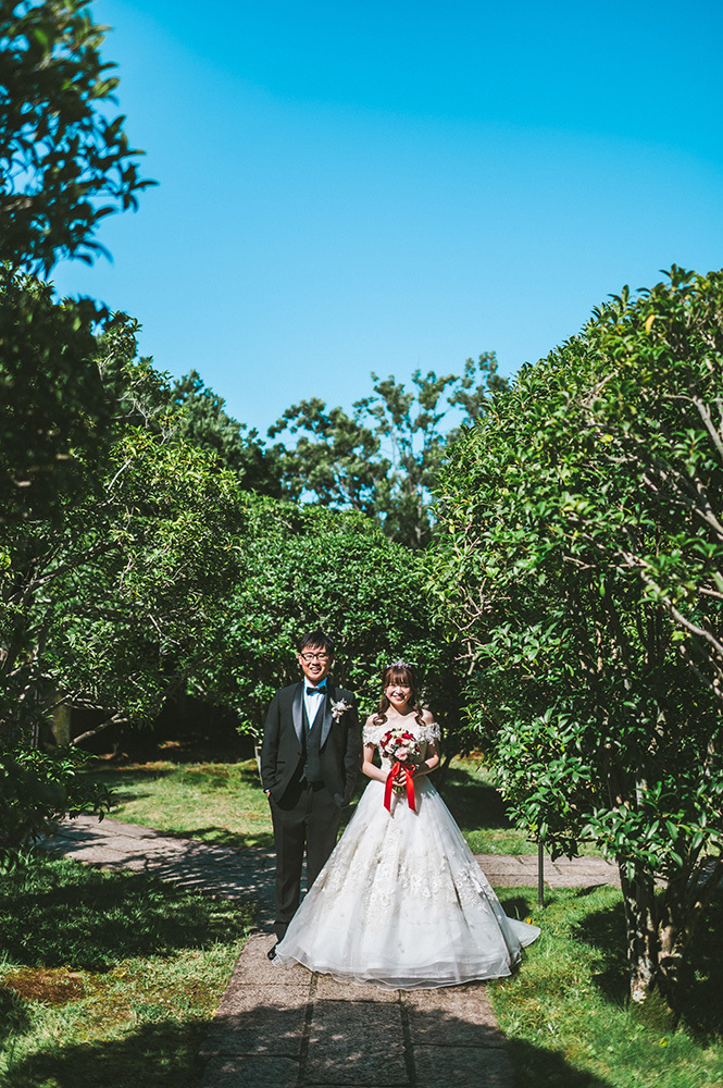 静岡フォトウエディングのフィーノスタイルで撮影した静岡市立芹沢銈介美術館の新郎新婦