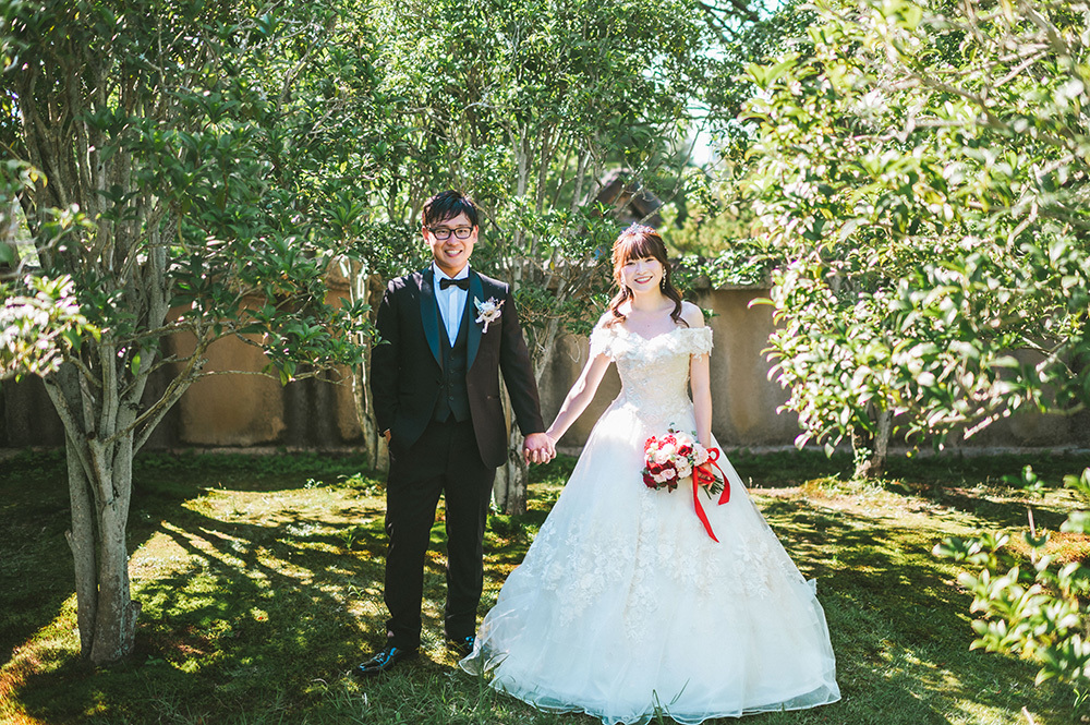 静岡フォトウエディングのフィーノスタイルで撮影した静岡市立芹沢銈介美術館の新郎新婦