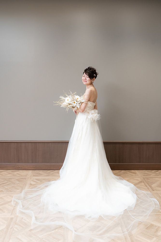 静岡フォトウエディングのフィーノスタイルで撮影した押し活・ソロウエディングのウエディングフォト