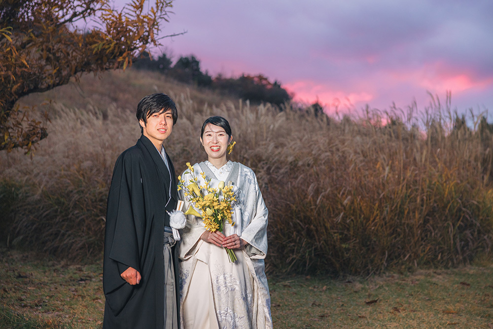 静岡フォトウエディングのフィーノスタイルで撮影した夕焼けの新郎新婦