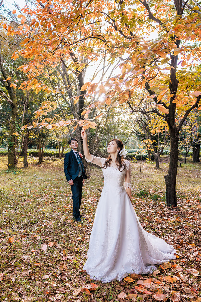 静岡フォトウエディングのフィーノスタイルで撮影した静岡県立美術館の新郎新婦の記念写真撮影