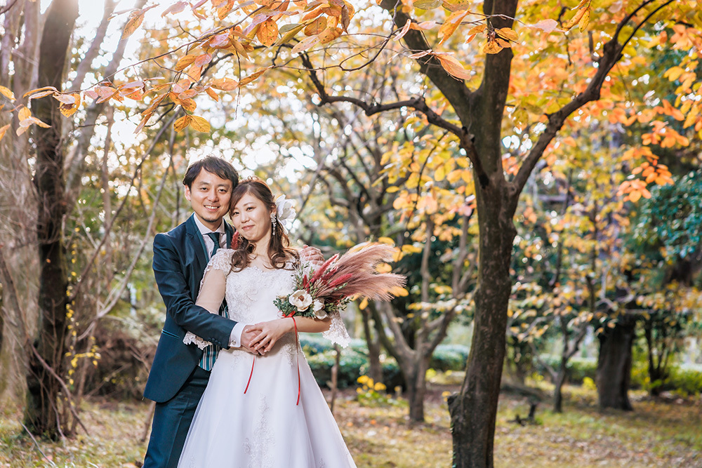 静岡フォトウエディングのフィーノスタイルで撮影した静岡県立美術館の新郎新婦の記念写真撮影