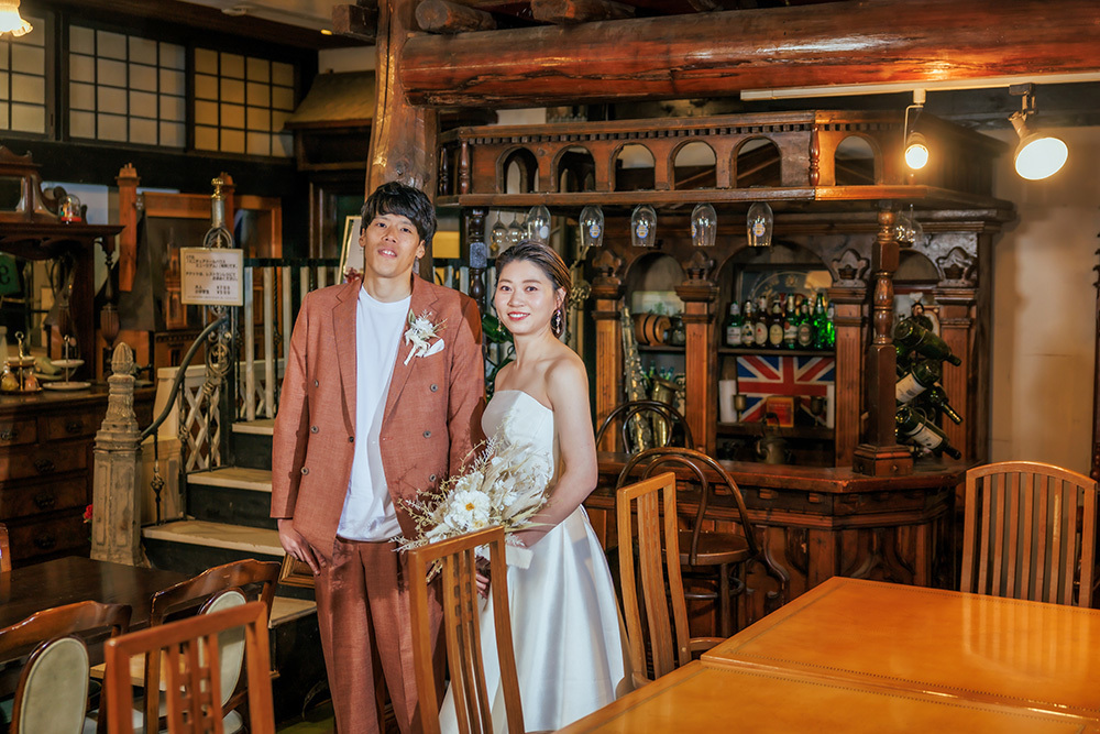 静岡フォトウエディングのフィーノスタイルで撮影した山中湖グータンの新郎新婦の記念写真撮影