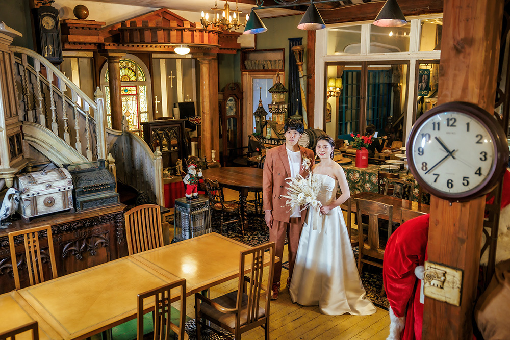 静岡フォトウエディングのフィーノスタイルで撮影した山中湖グータンの新郎新婦の記念写真撮影