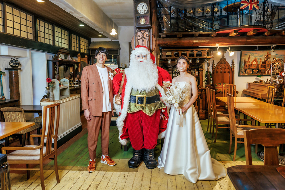 静岡フォトウエディングのフィーノスタイルで撮影した山中湖グータンの新郎新婦の記念写真撮影