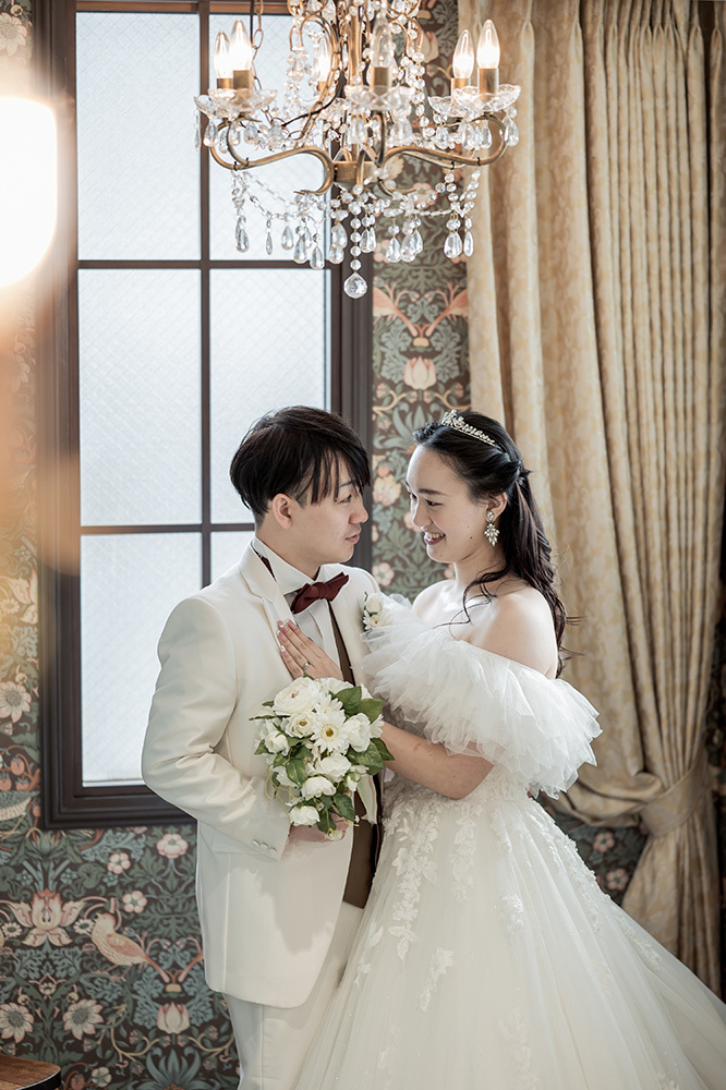 静岡フォトウエディングのフィーノスタイルで撮影したフィーノ富士店スタジオの新郎新婦の記念写真撮影