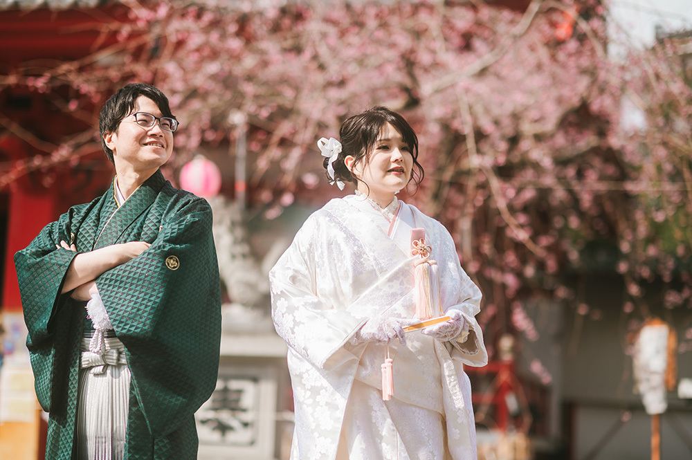 静岡フォトウエディングのフィーノスタイルで撮影した桜と新郎新婦