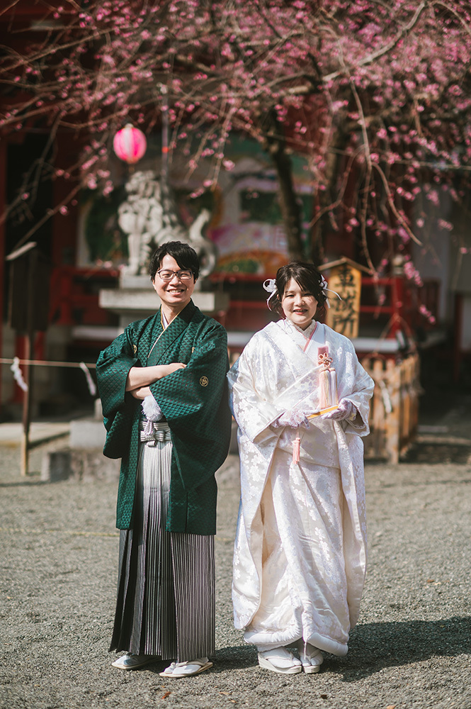 静岡フォトウエディングのフィーノスタイルで撮影した桜と新郎新婦