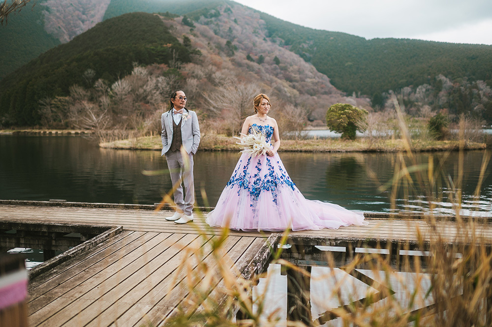 静岡フォトウエディングのフィーノスタイルで撮影したの田貫湖の新郎新婦