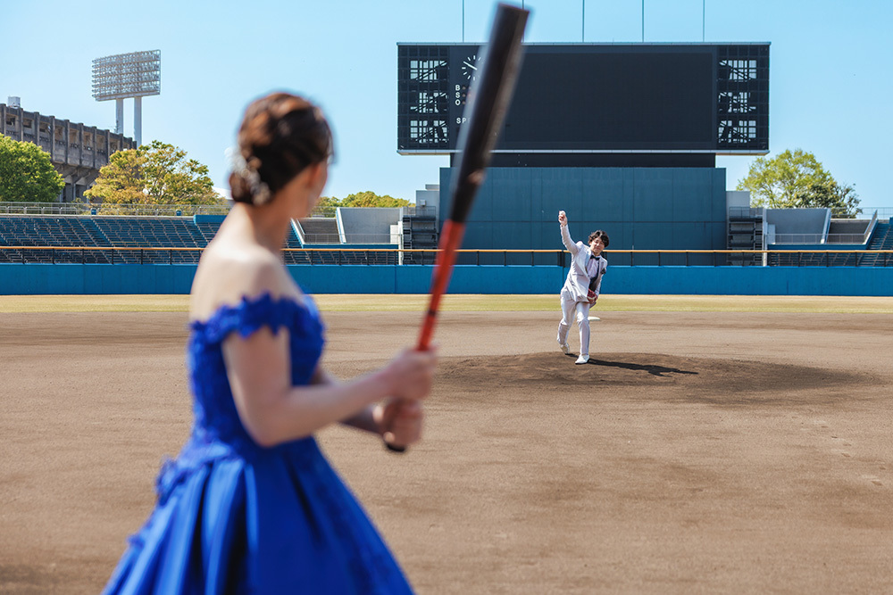 静岡フォトウエディングのフィーノスタイルで撮影した草薙球場の新郎新婦