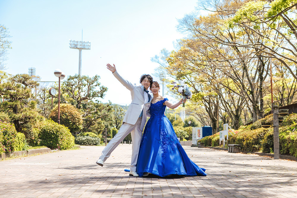 静岡フォトウエディングのフィーノスタイルで撮影した草薙球場の新郎新婦