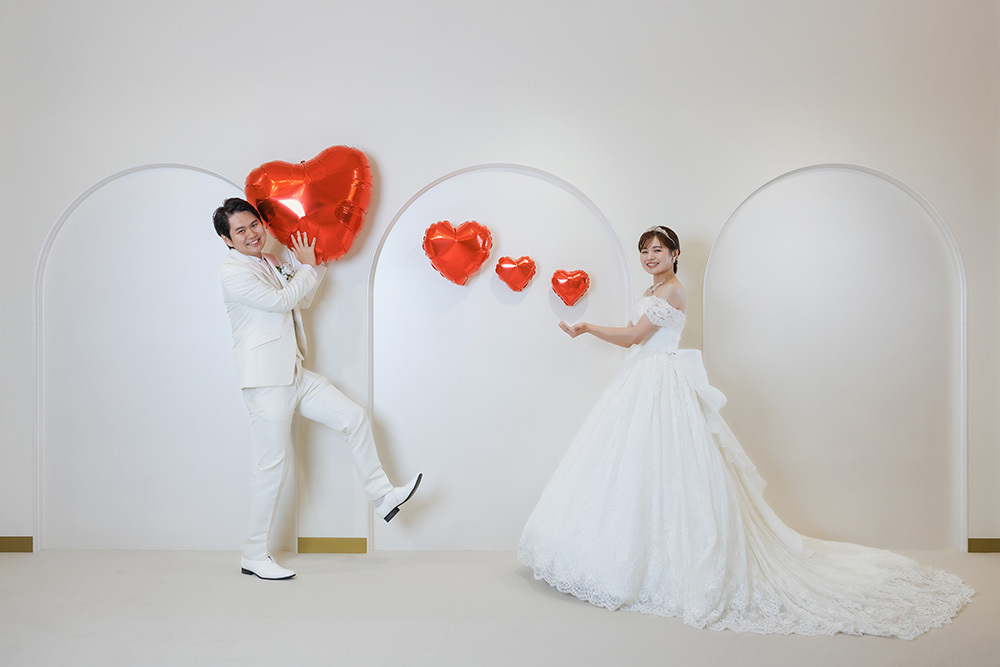 静岡フォトウエディングのフィーノスタイルで撮影したフィーノ富士店スタジオの新郎新婦の記念写真撮影