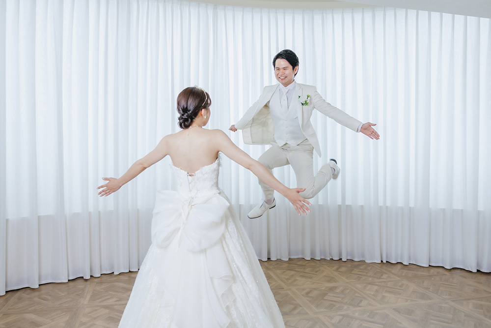 静岡フォトウエディングのフィーノスタイルで撮影したフィーノ富士店スタジオの新郎新婦の記念写真撮影