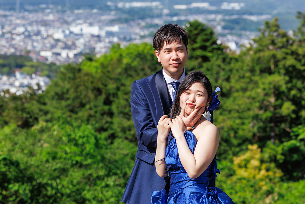 静岡フォトウエディングの白尾山公園で撮影した新郎新婦